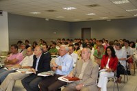 Il pubblico presente all'inaugurazione della Scuola 
