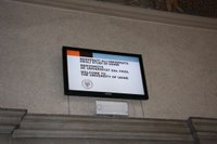 Il monitor trilingue per la comunicazione istituzionale