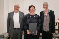 Da sinistra Ulrich Gaier (Università di Costanza), Elena Polledri, Gisela Schneider (Daad)