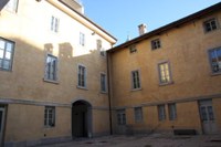 Palazzo Caiselli  cortile interno