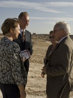 Compagno e Morandi Bonacossi con l'ambasciatore italiano in Siria, Achille Amerio, e la moglie (Foto Javier Ballester Serrano)