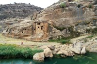 Khinis, Assyrian rock art complex, 7th cent. BC (photo by Alberto Savioli for LoNAP)