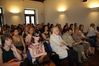 Un momento dell'inaugurazione in sala Caiselli